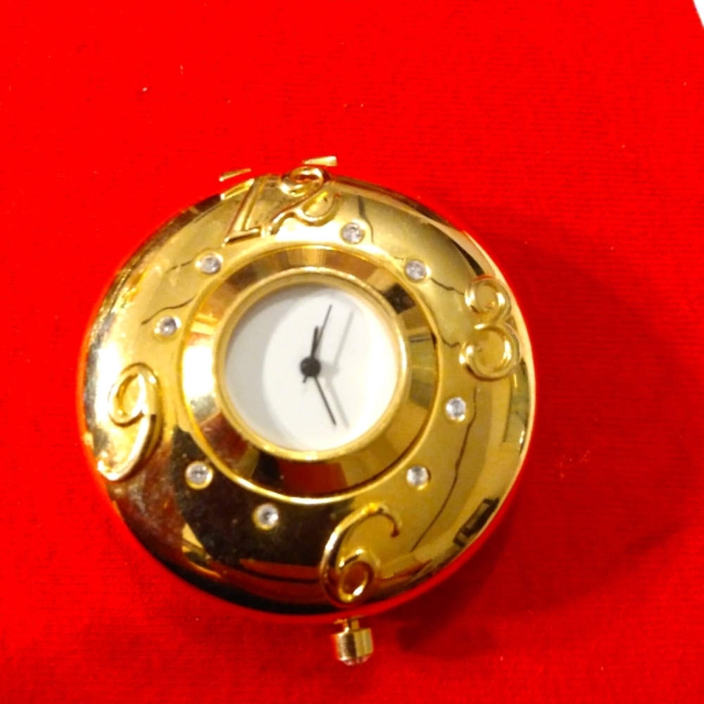 Compact Watch